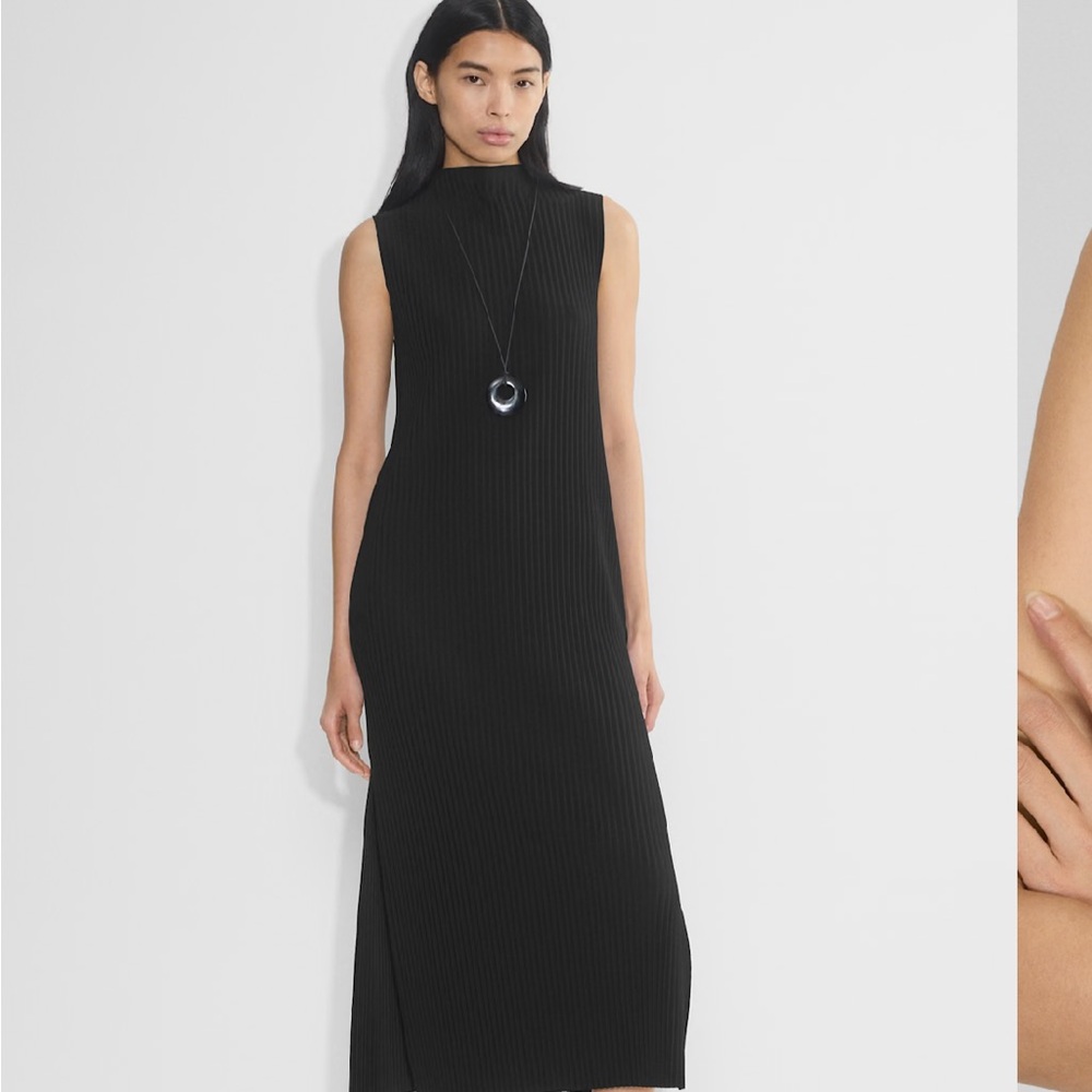 NWT Aritzia Babaton Optimize Dress - black - size M
